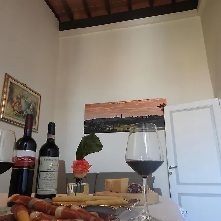Mimosa Apartment *